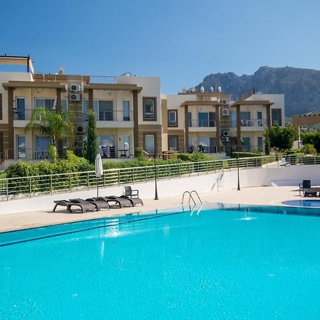 Spacious Two-Bedroom Apartment In Amazing Residence Escape Homes Kyrenia  Eksteriør billede
