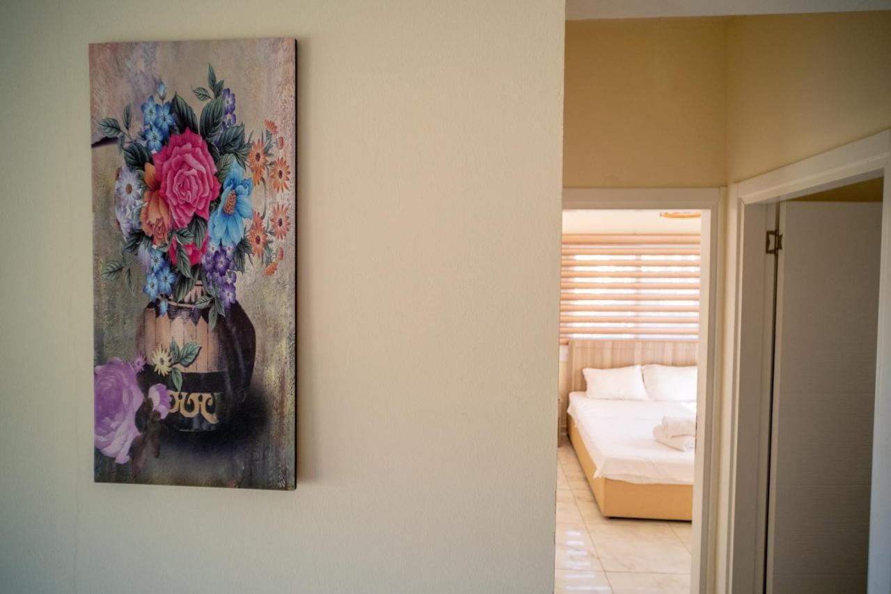 Spacious Two-Bedroom Apartment In Amazing Residence Escape Homes Kyrenia  Eksteriør billede