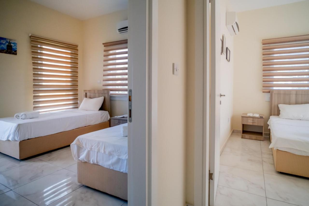 Spacious Two-Bedroom Apartment In Amazing Residence Escape Homes Kyrenia  Eksteriør billede