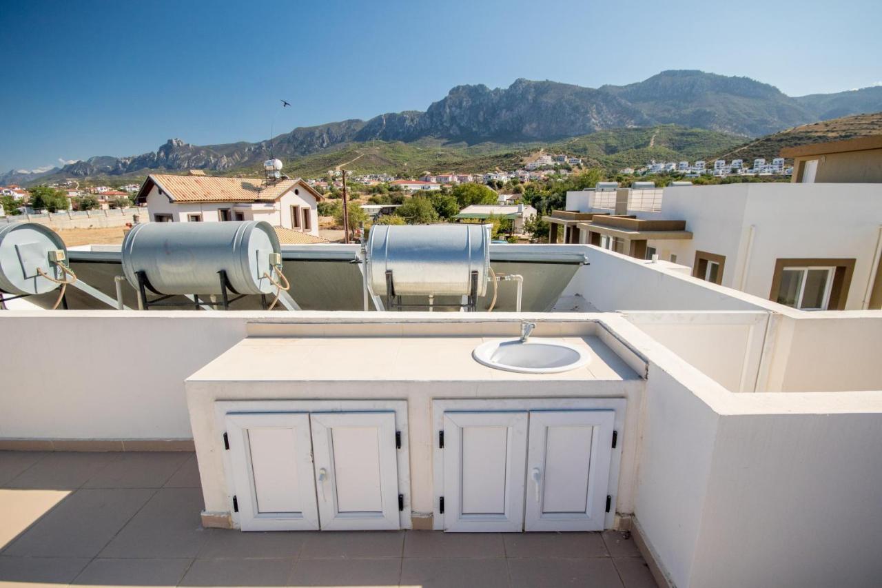 Spacious Two-Bedroom Apartment In Amazing Residence Escape Homes Kyrenia  Eksteriør billede